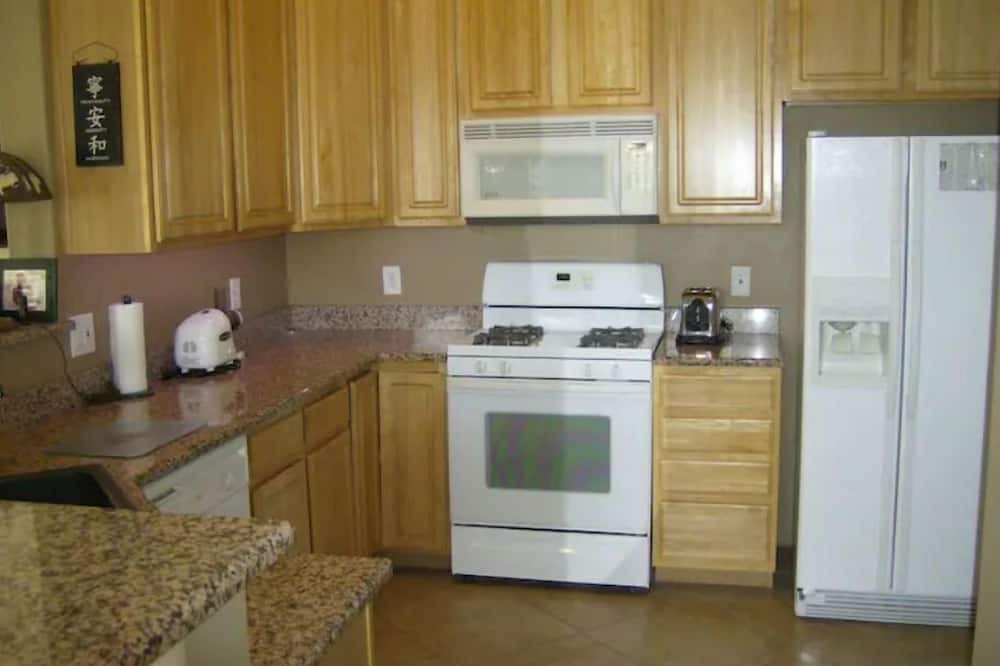 Photo of Kitchen in Boulder City