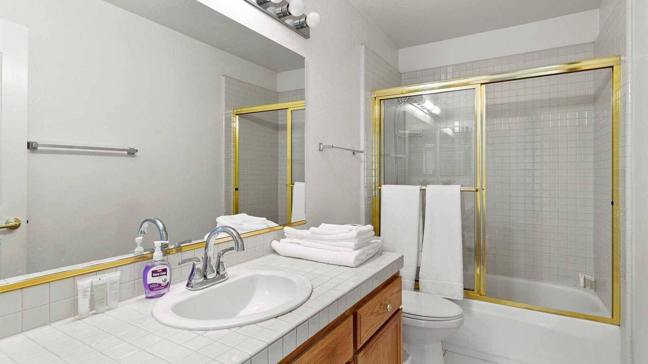 Photo of Bathroom in Nuevo