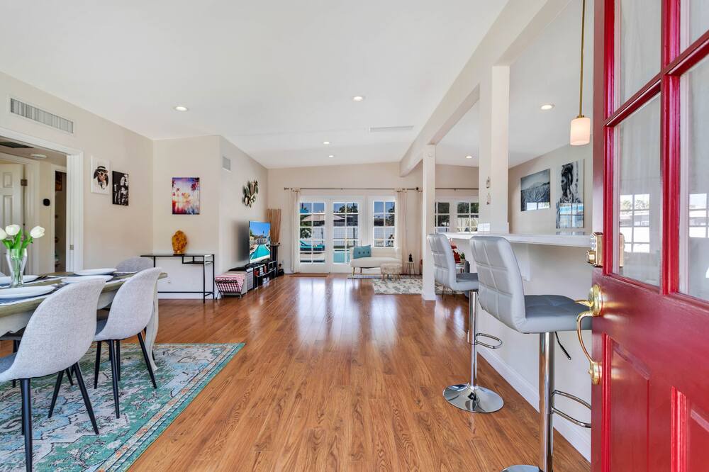 Photo of Bedroom in Araby Commons