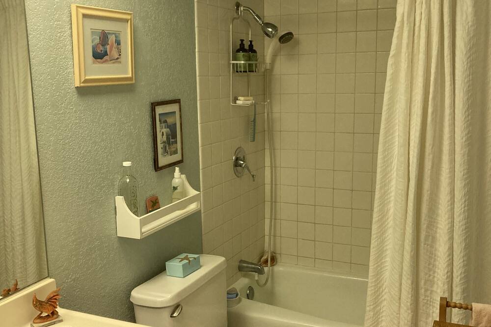 Photo of Bathroom in Desert Hot Springs