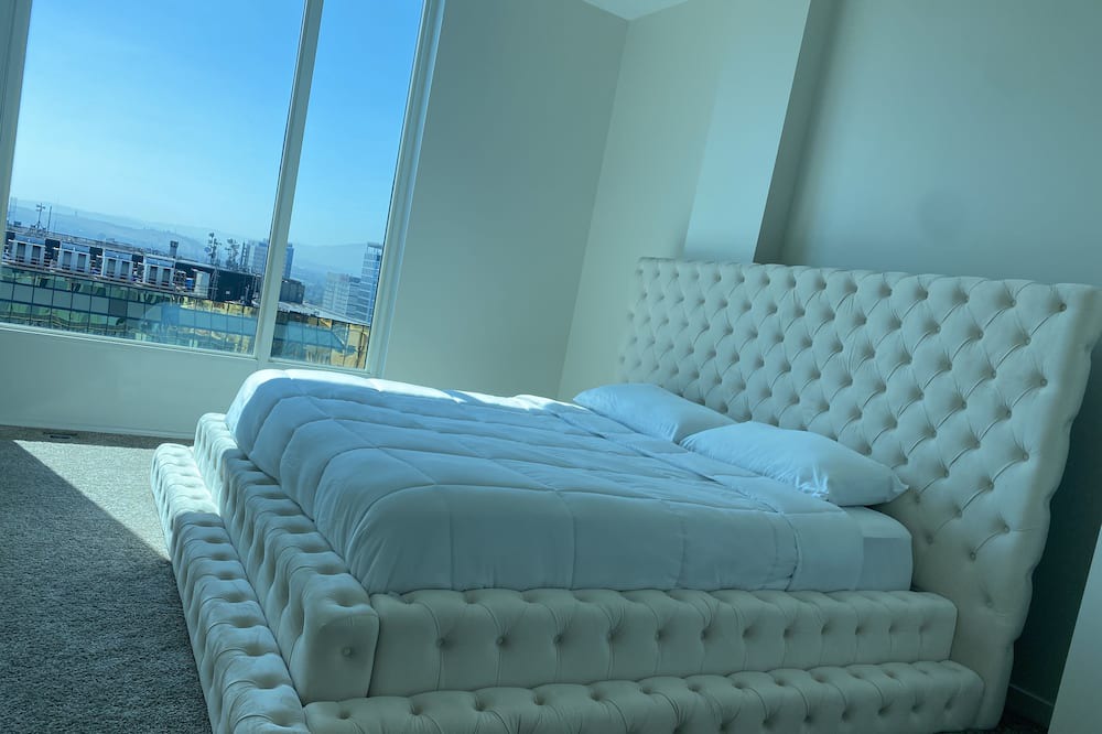 Photo of Bedroom in Downtown San Jose
