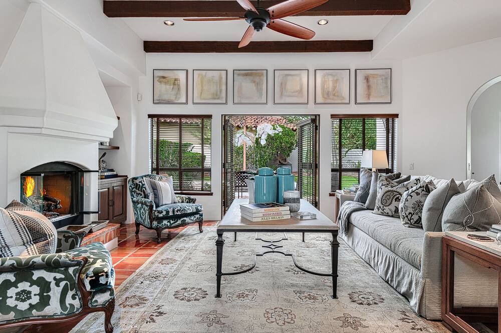 Photo of Livingroom in Sunrise Vista Chino
