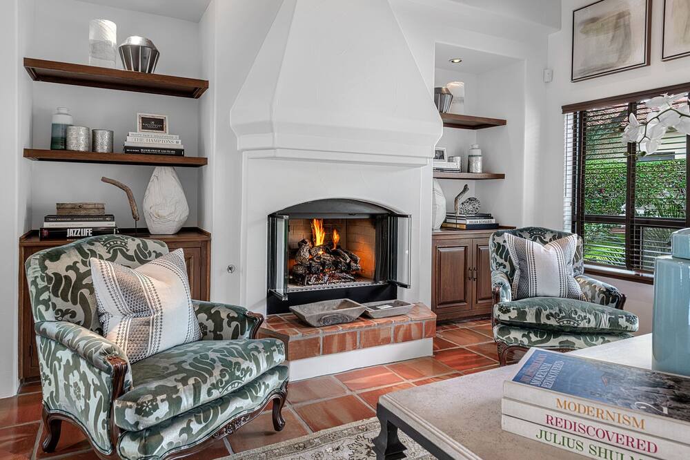 Photo of Livingroom in Sunrise Vista Chino