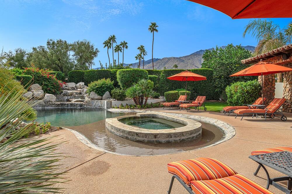 Photo of Outdoor in Sunrise Vista Chino