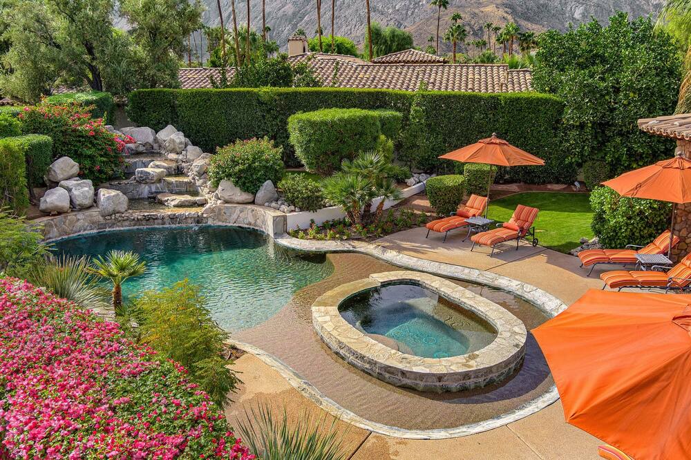 Photo of Outdoor in Sunrise Vista Chino