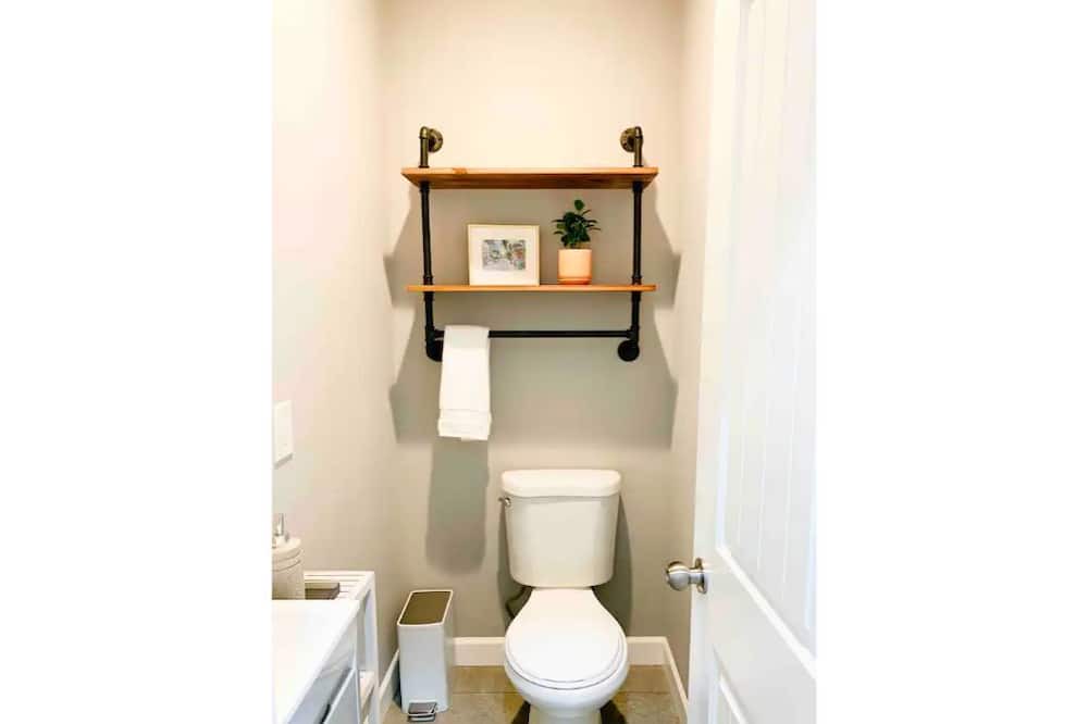 Photo of Bathroom in Governmental Mall