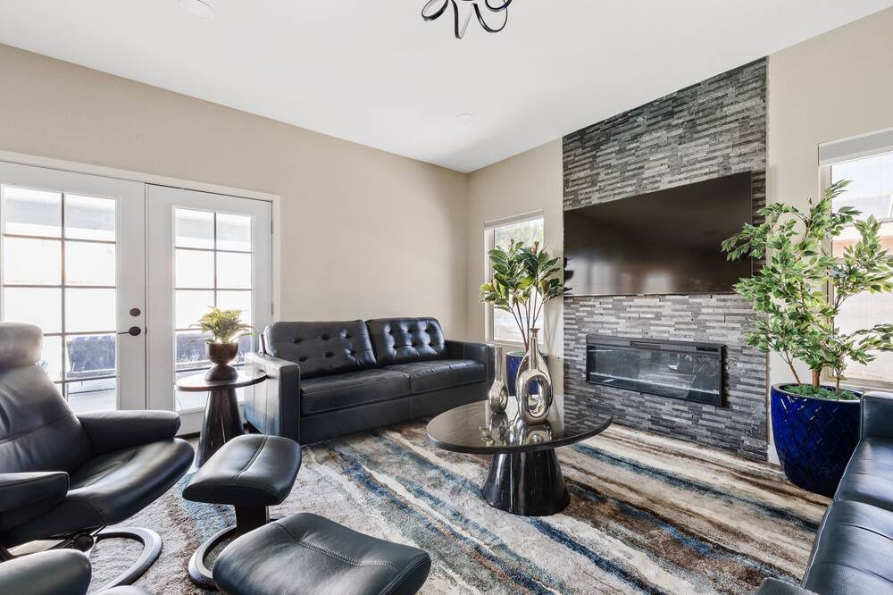 Photo of Livingroom in Maryvale