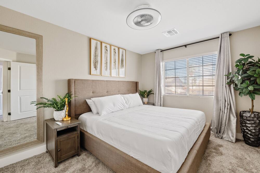 Photo of Bedroom in Maryvale