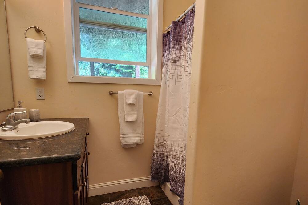 Photo of Bathroom in McKinleyville