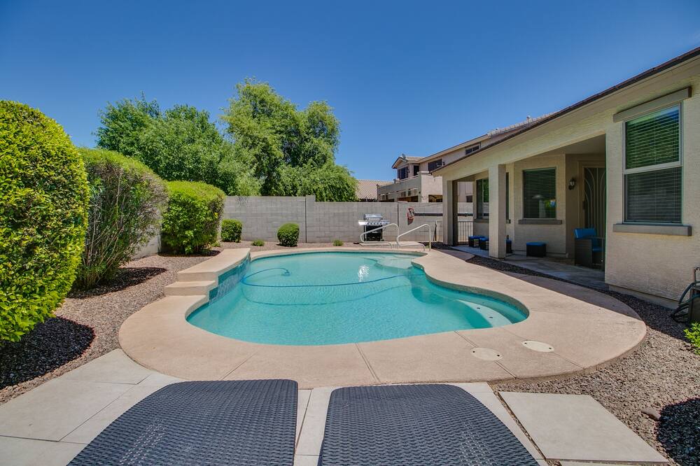 Photo of Outdoor in Rovey Farm Estates