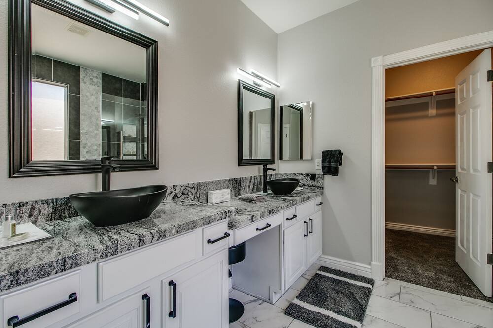 Photo of Bathroom in Rovey Farm Estates