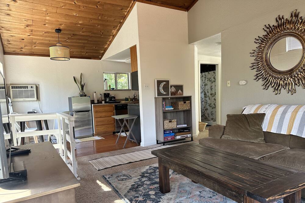 Photo of Livingroom in Placerville