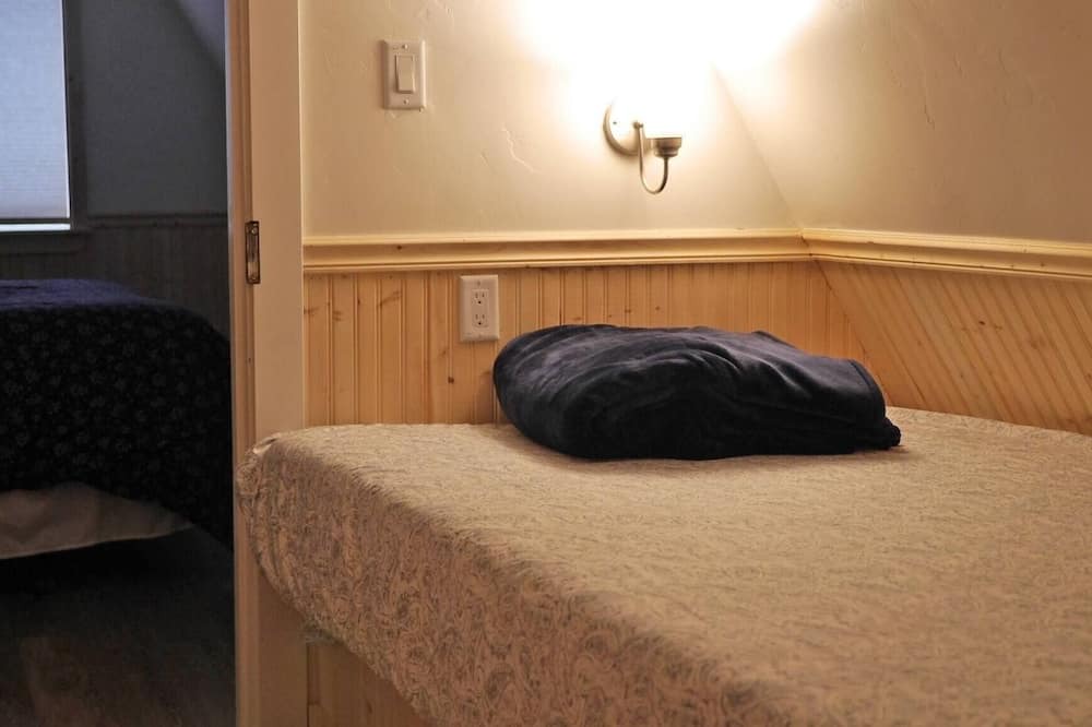 Photo of Bedroom in Camp Connell