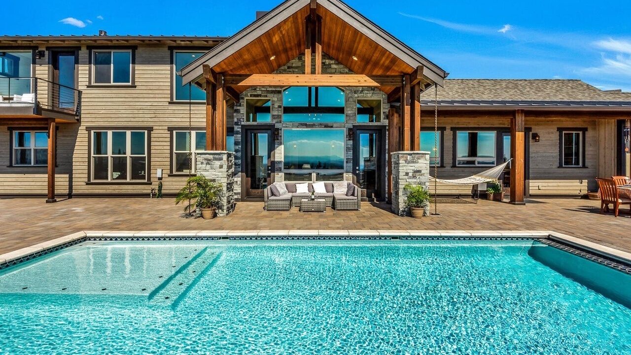 Photo of Outdoor in Powell Butte