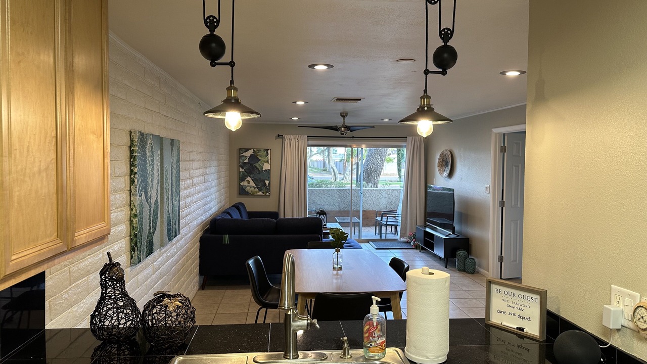 Photo of Kitchen in Scottsdale Estates Nine