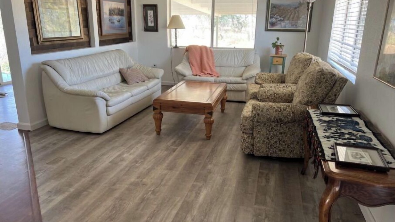 Photo of Livingroom in Templeton