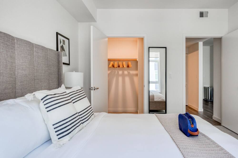 Photo of Bedroom in Pill Hill