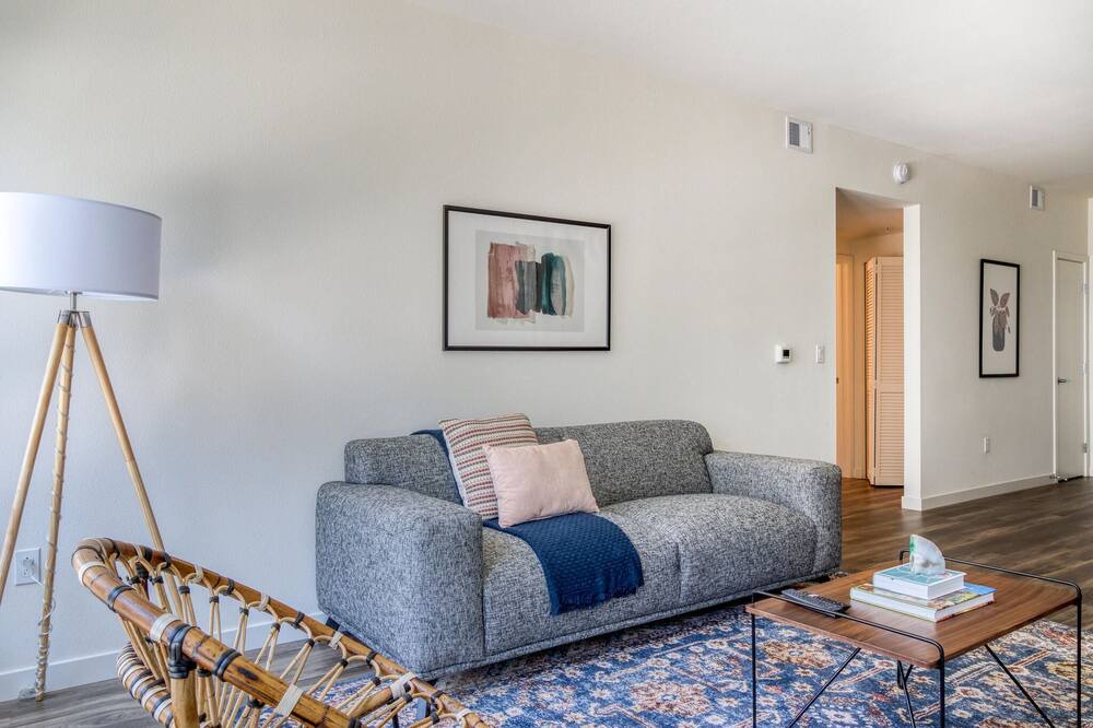 Photo of Livingroom in Pill Hill
