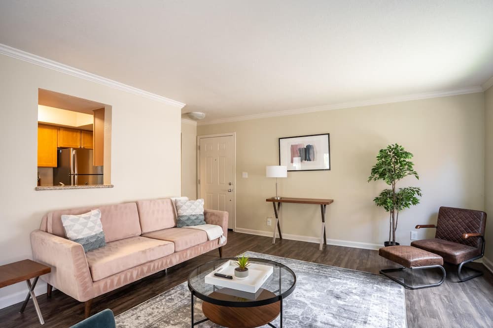 Photo of Livingroom in Walnut Creek