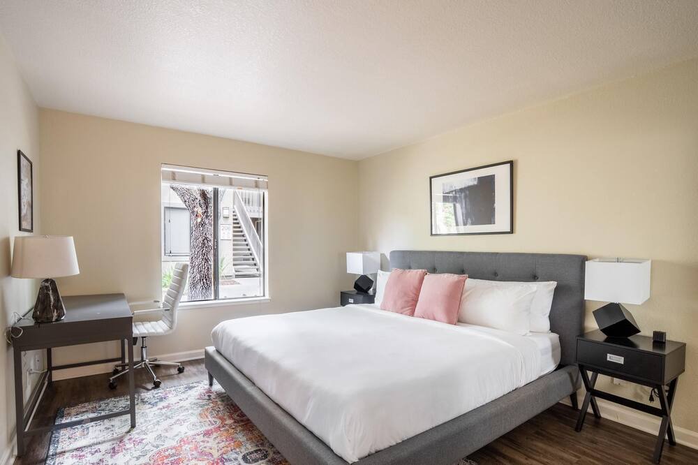 Photo of Bedroom in Walnut Creek