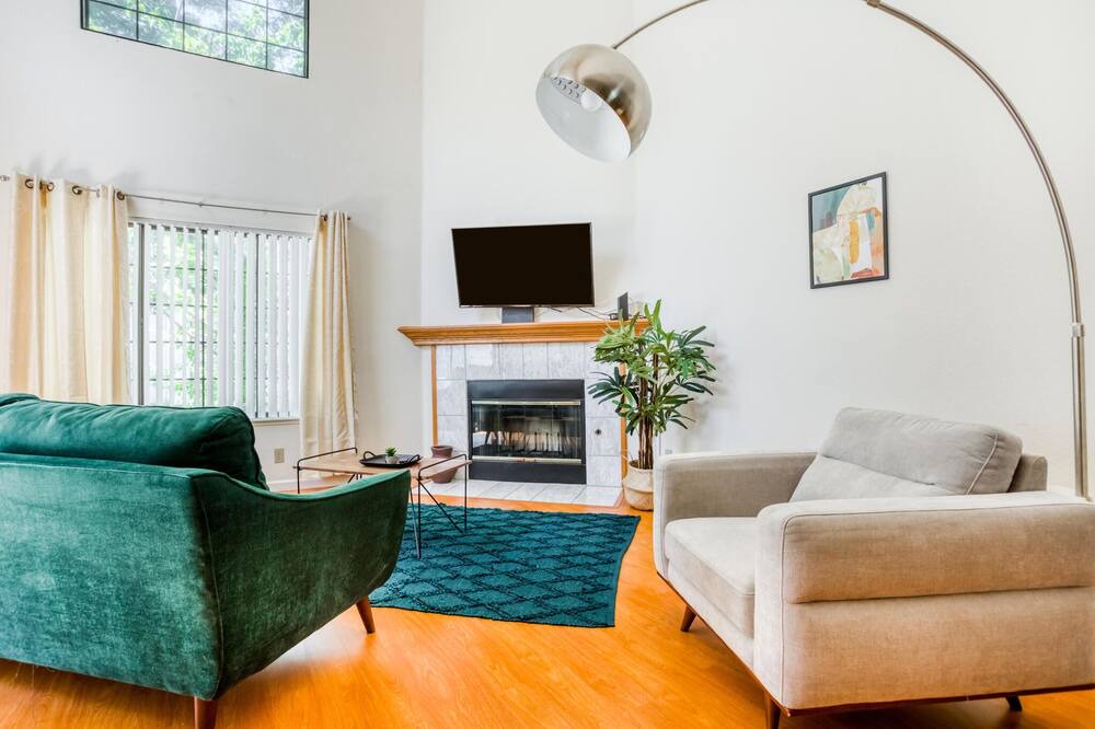 Photo of Livingroom in Carmine - Parkmont