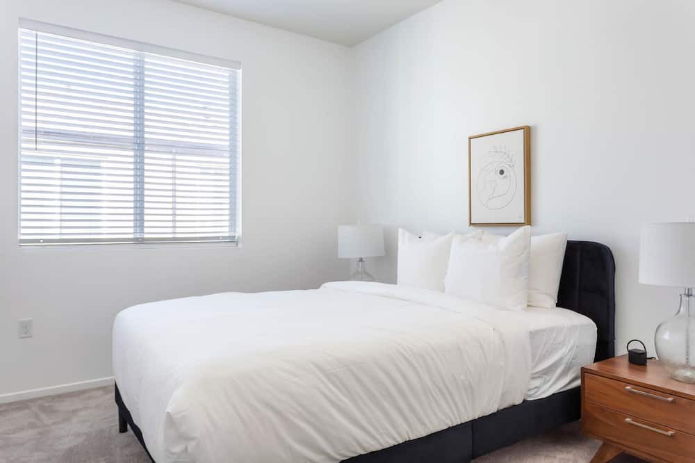 Photo of Bedroom in Ocean View Hills