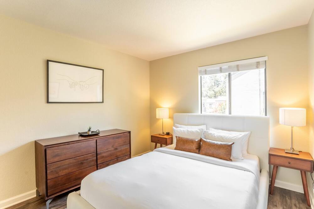 Photo of Bedroom in Walnut Creek