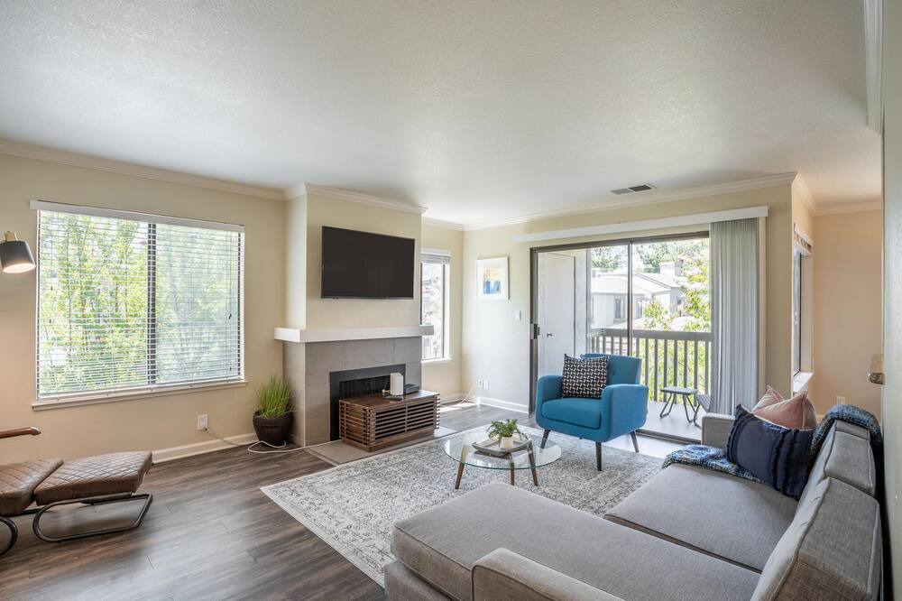 Photo of Livingroom in Walnut Creek