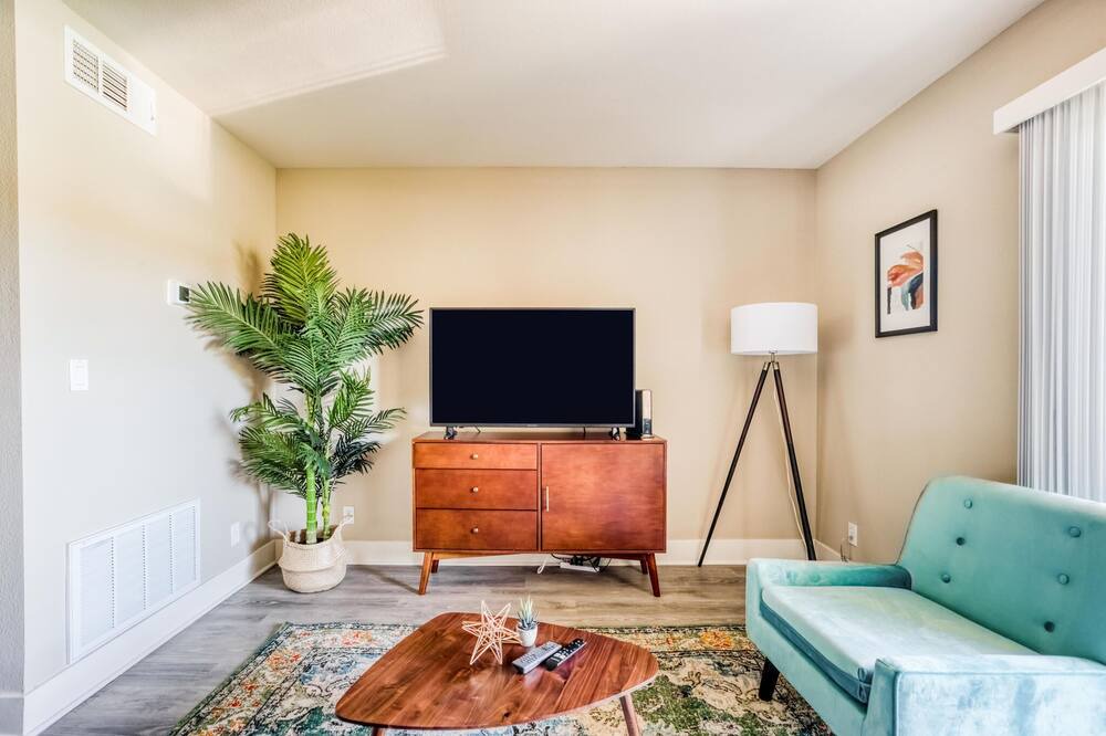 Photo of Livingroom in East San Mateo