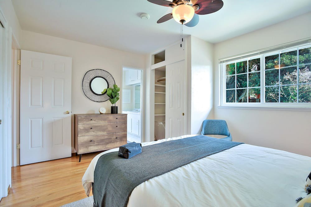 Photo of Bedroom in Sunnyvale West