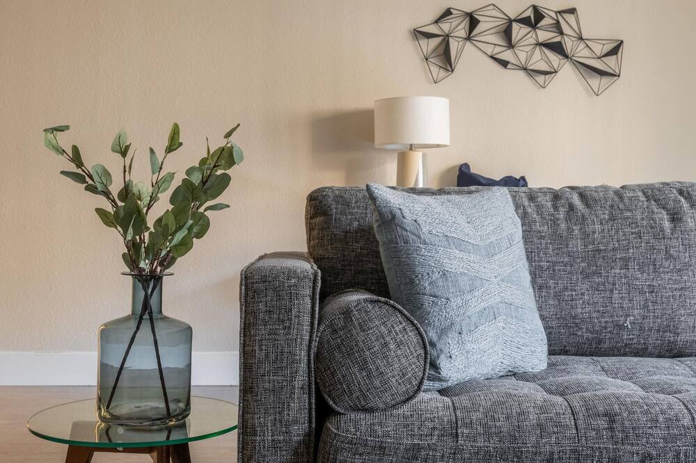 Photo of Livingroom in South Sundale