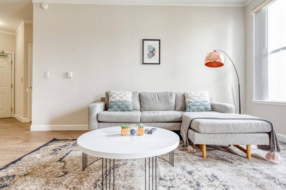 Photo of Livingroom in Foster City