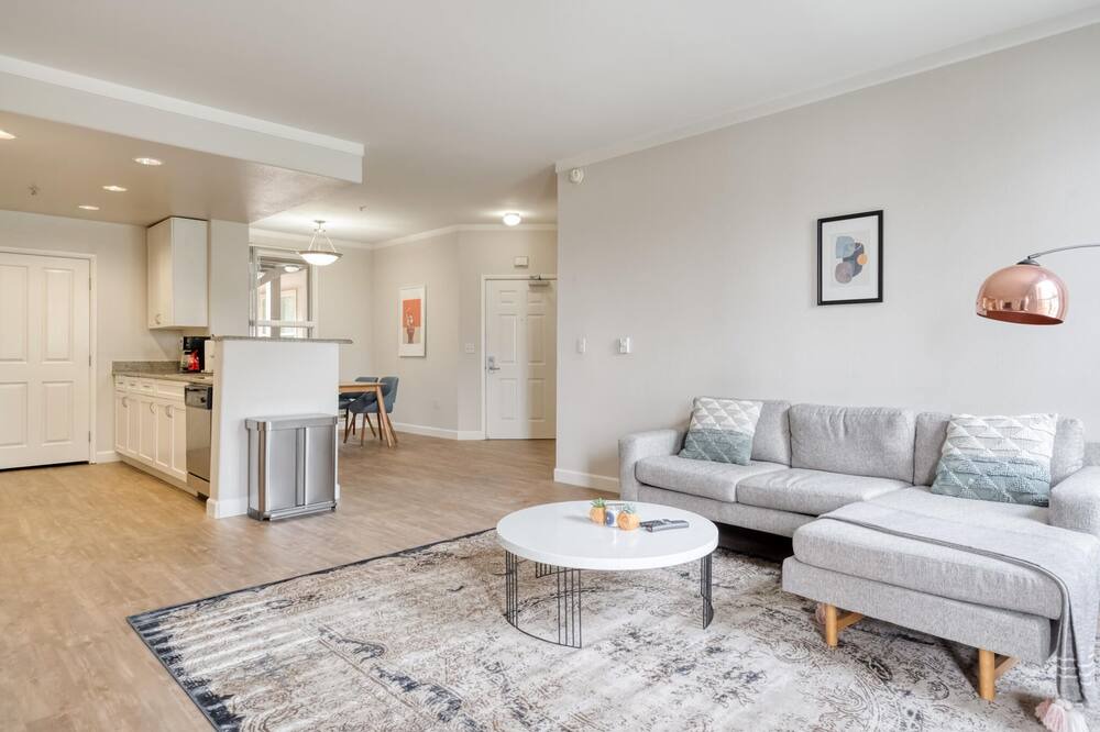 Photo of Livingroom in Foster City