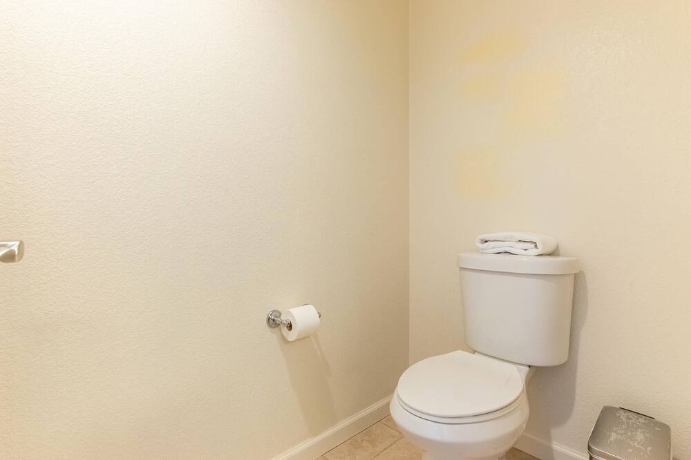Photo of Bathroom in Willow Glen