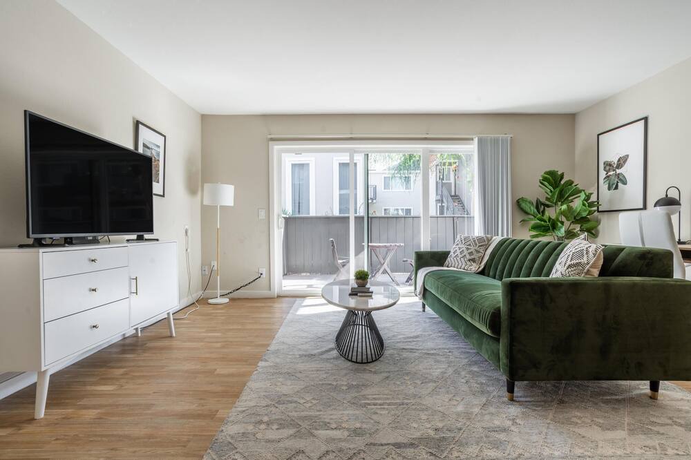 Photo of Livingroom in South Sundale