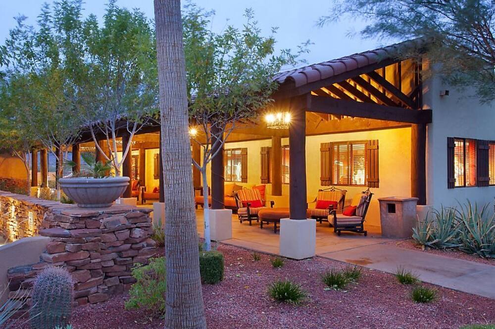 Photo of Patio Balcony in Pleasant Valley