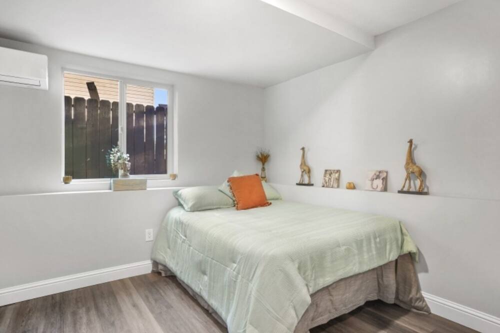 Photo of Bedroom in Bayview