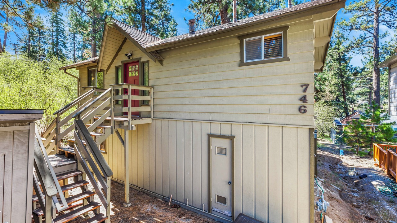 Photo of Others in Moonridge