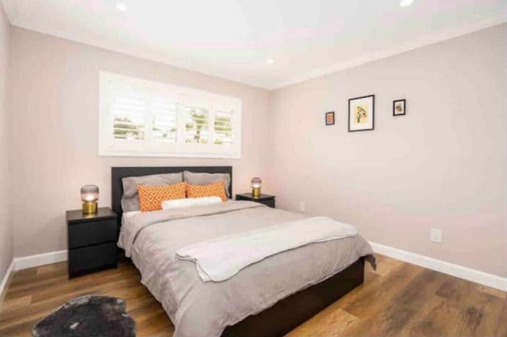 Photo of Bedroom in Southwest Anaheim