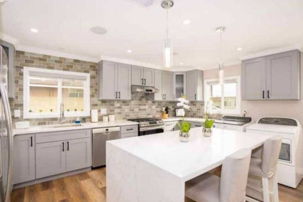 Photo of Kitchen in Southwest Anaheim