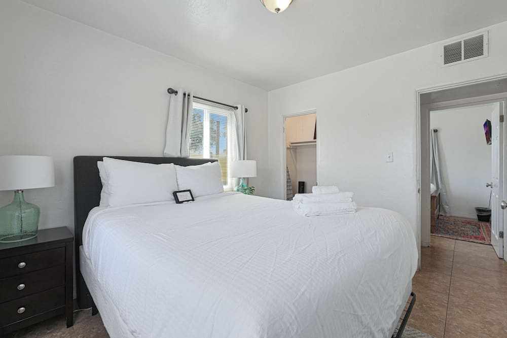 Photo of Bedroom in Governmental Mall