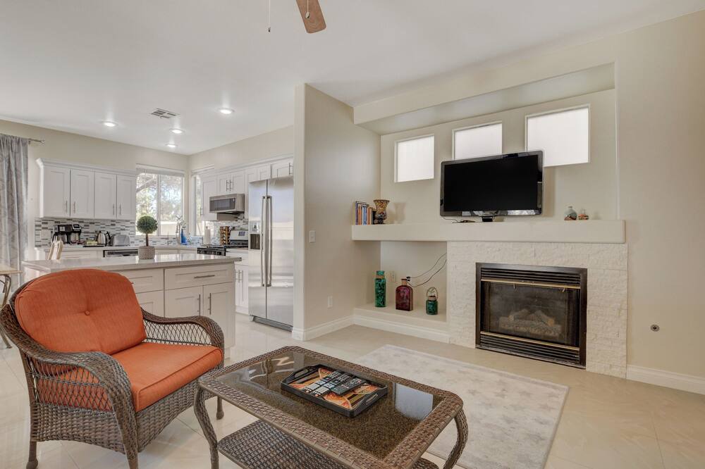 Photo of Livingroom in Summerlin South