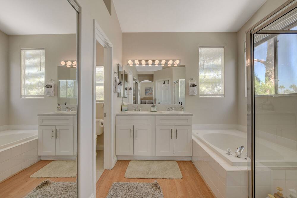 Photo of Bathroom in Summerlin South
