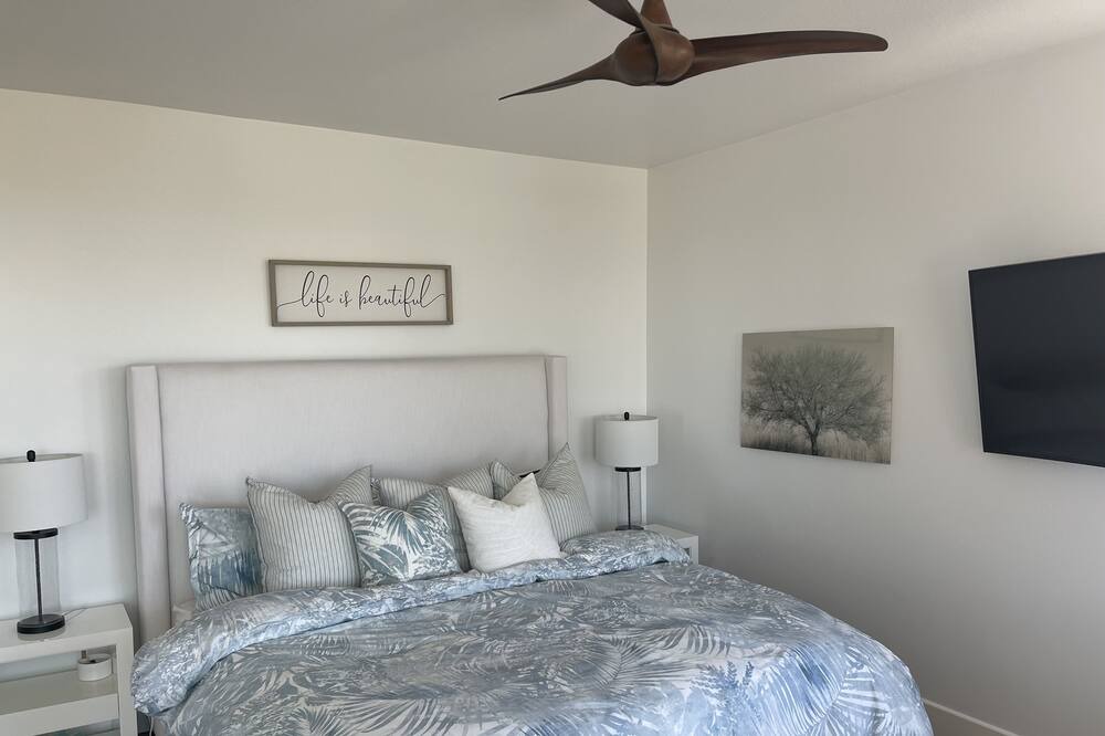 Photo of Bedroom in Aviara