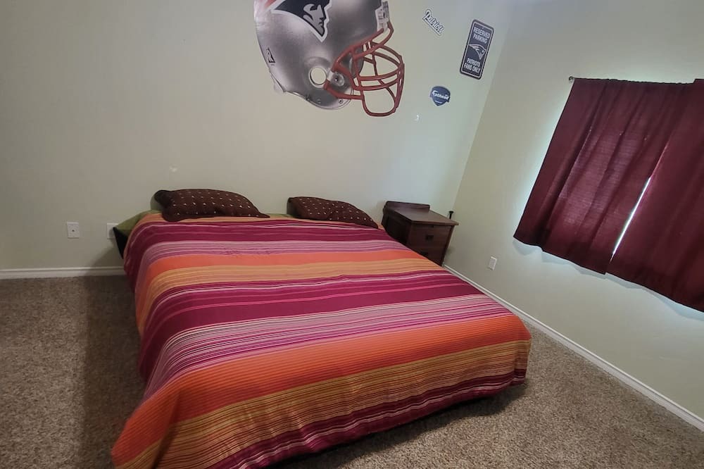 Photo of Bedroom in Flournoy