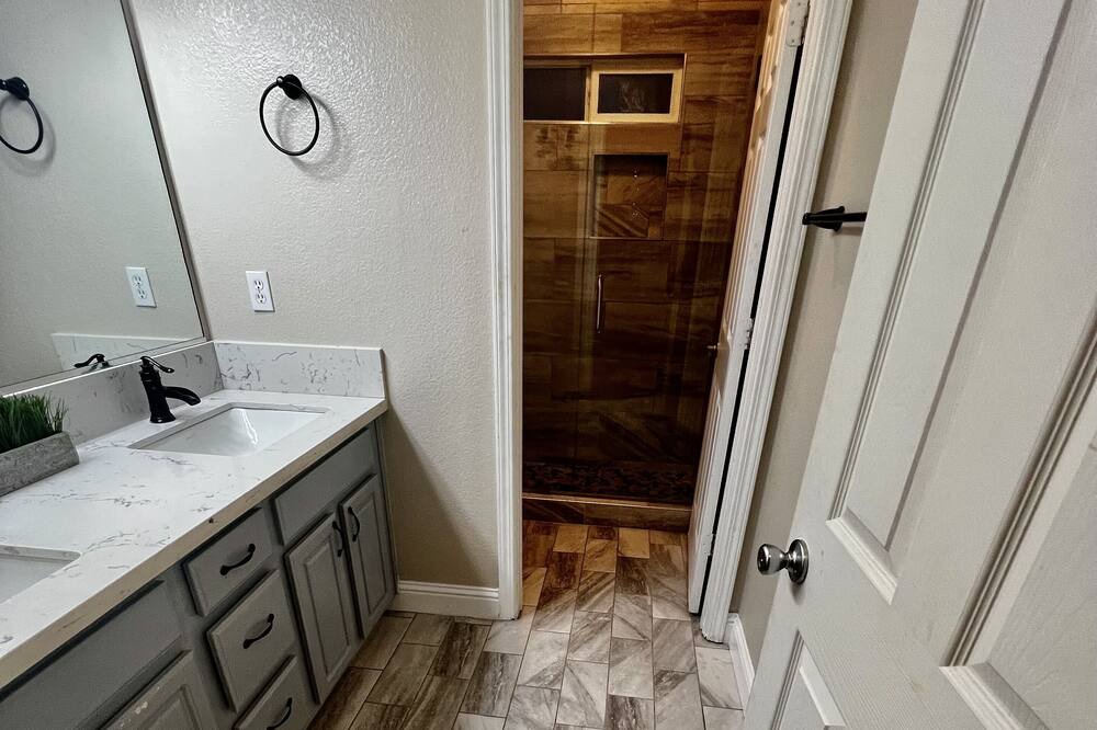 Photo of Bathroom in Yuba City