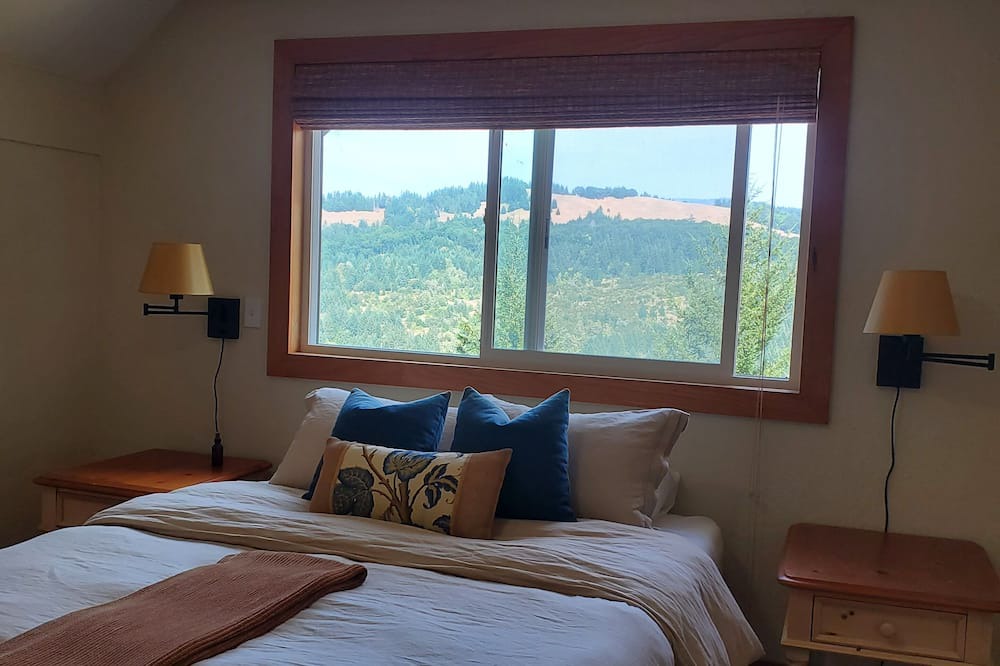 Photo of Bedroom in Brookings