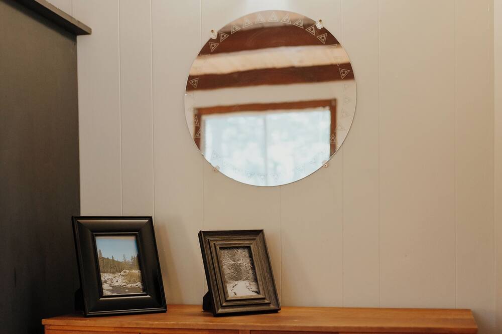 Photo of Bedroom in Coffee Creek