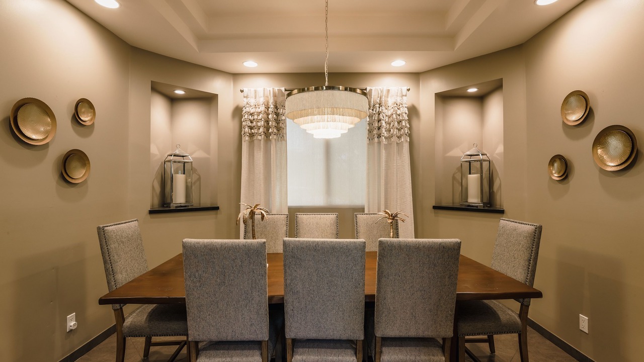 Photo of Bedroom in Racquet Club West