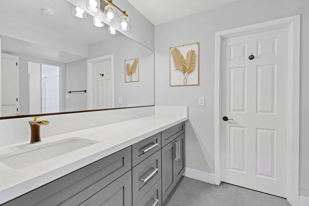 Photo of Bathroom in Paradise